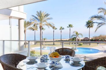 terraza con vistas quality rent a villa