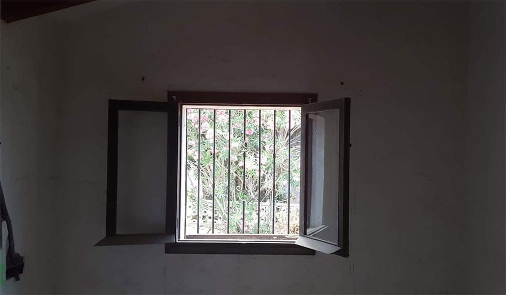 ventana antes de la reforma alucardona