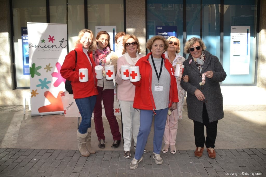 10 dia de la banderita denia 2018 amunt contra el cancer