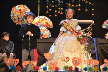 Presentación infantil Falla Centro 2019 – María y Carlos