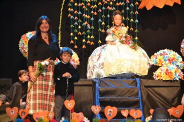 Presentación infantil Falla Centro 2019 – María Mut