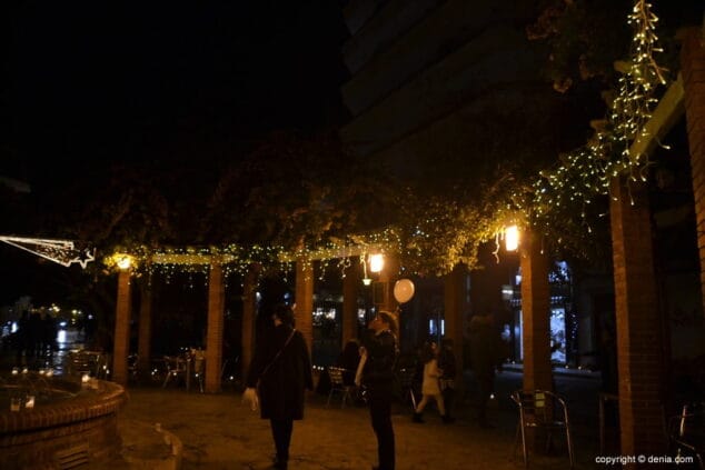 Dénia se pone guapa para dar la bienvenida a la Navidad con la 'Nit de la Llum' 24 21 nit de la llum denia 2018 glorieta