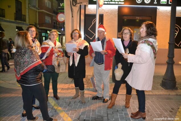 Dénia se pone guapa para dar la bienvenida a la Navidad con la 'Nit de la Llum' 27 24 nit de la llum denia 2018 villancicos