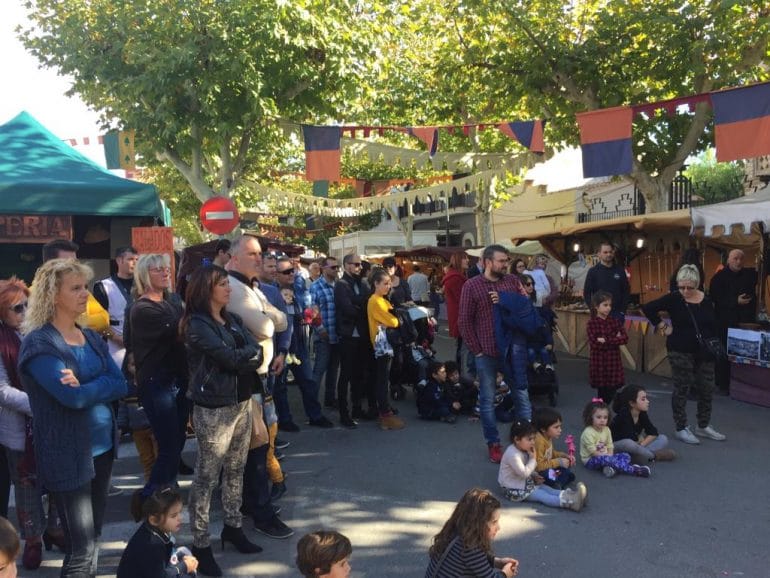 Asistentes al Mercado medieval de ONdara