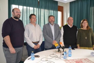 Concejales de Compromís y en secretario local