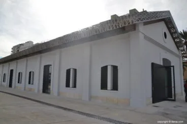 Exterior de la antigua lonja de Dénia