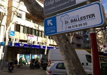 Fachada Clínica Dr.Ballester