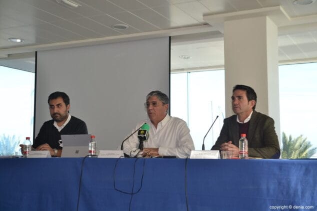 punta de mar presentacion en el real club nautico de denia