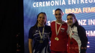 sara vazquez con la medalla