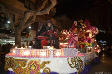 Cabalgata Reyes Magos Dénia 2019 – Carroza de Baltasar