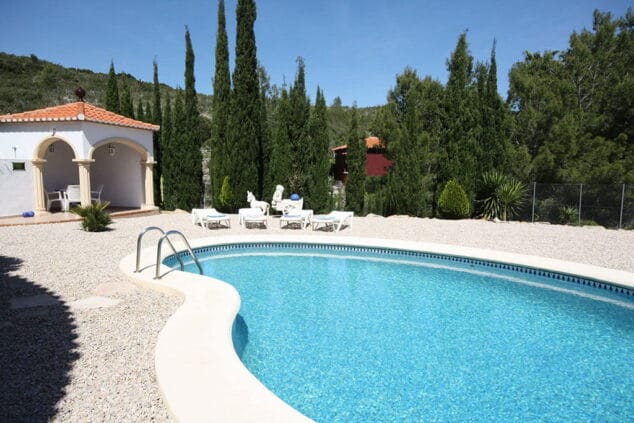 chalet con piscina privada stella inmo consulting