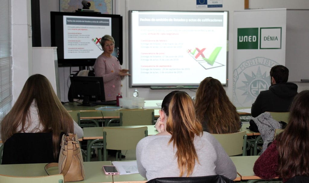 La UNED de Dénia imparte cursos para preparar a sus estudiantes de cara a los exámenes 1 cursos de preparacion de examenes en la uned