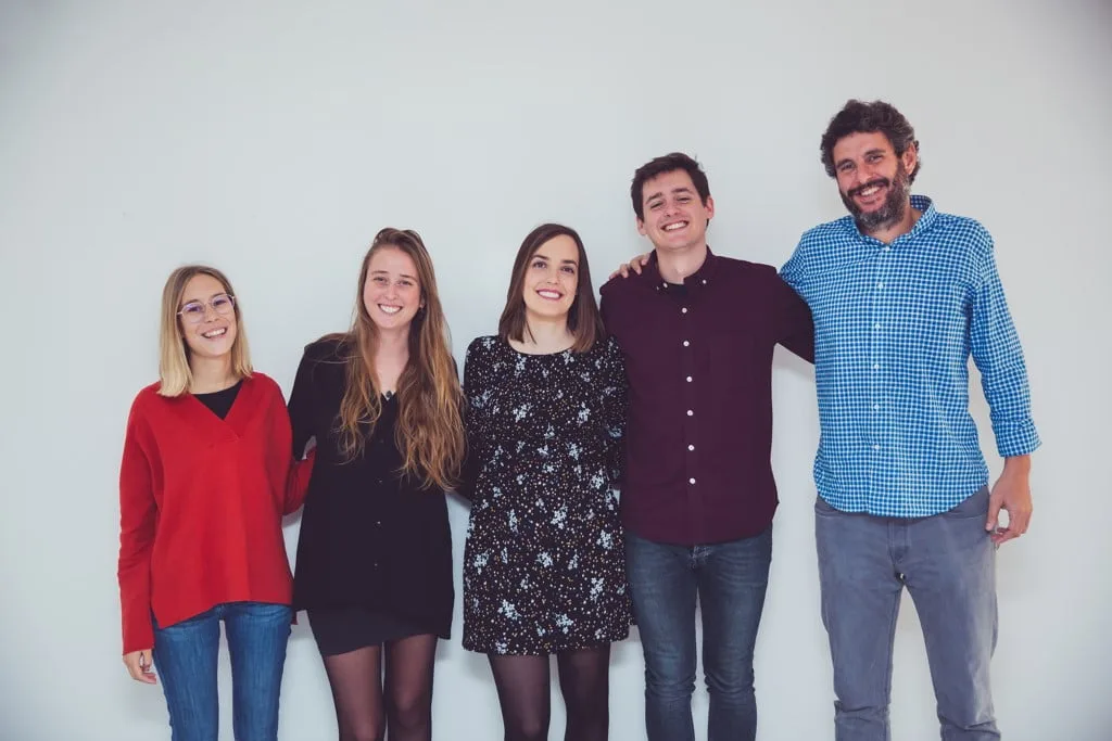 La "Censura" de la agencia dianense Sapristi consigue el Premio Anuaria 2018 del diseño gráfico español 2 equipo de sapristi