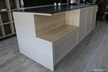 Isla-con-almacenamiento-Cocina-Facil