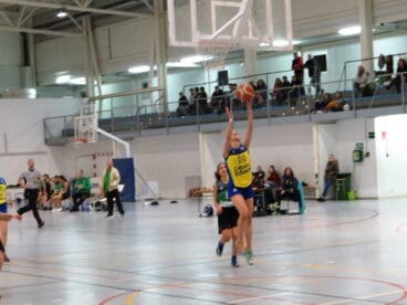 junior dianense entrando a canasta