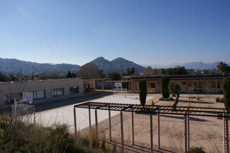 Patio del Centro de Día de La Xara