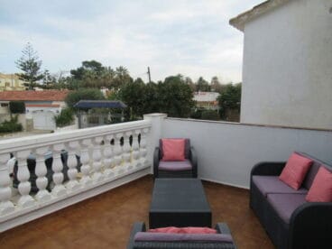 zona chill out abbey properties