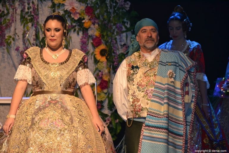 Presentación Campaments 2019 - Juan y Sandra