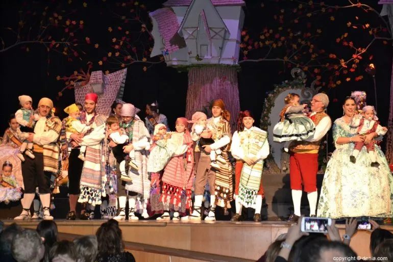 Presentación infantil Campaments 2019 - Xicalla de la falla