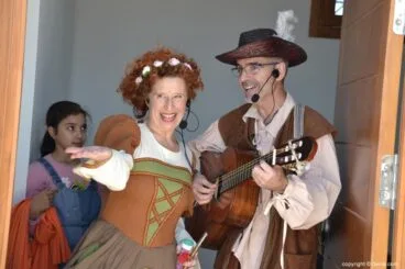 Inauguración nueva biblioteca Dénia – animación musical