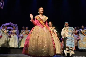 Presentación Campaments 2019 – Amparo Petrie Fernández