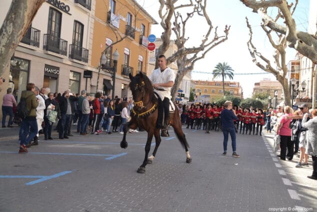 56 entraeta mig any 2019 piratas berbersicas