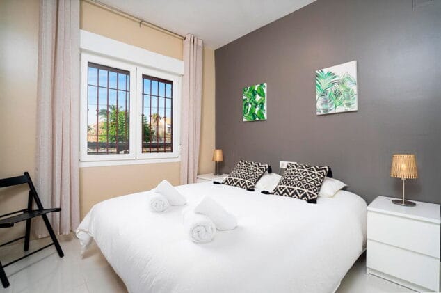 acogedor dormitorio aguila rent a villa