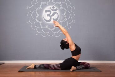 Asanas Dénia Yoga en Om Life Dénia