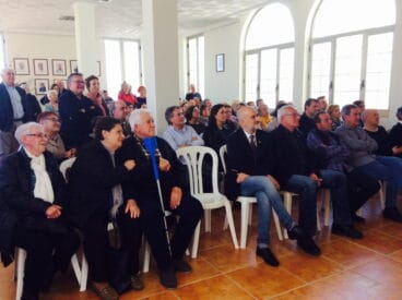 assistents a l'acte de Jesús pobre