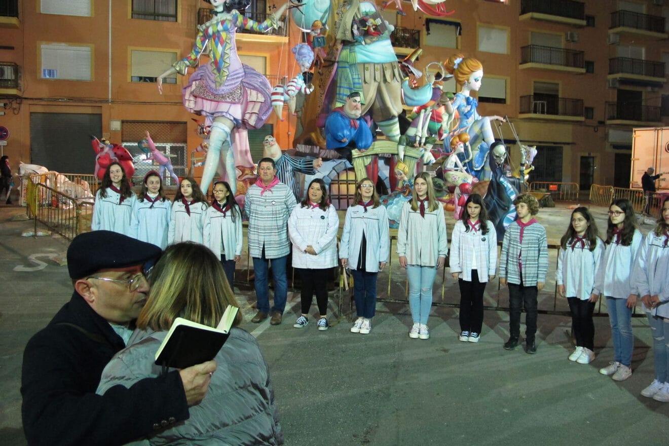 Cantos d'Albades en la falla Baix la Mar
