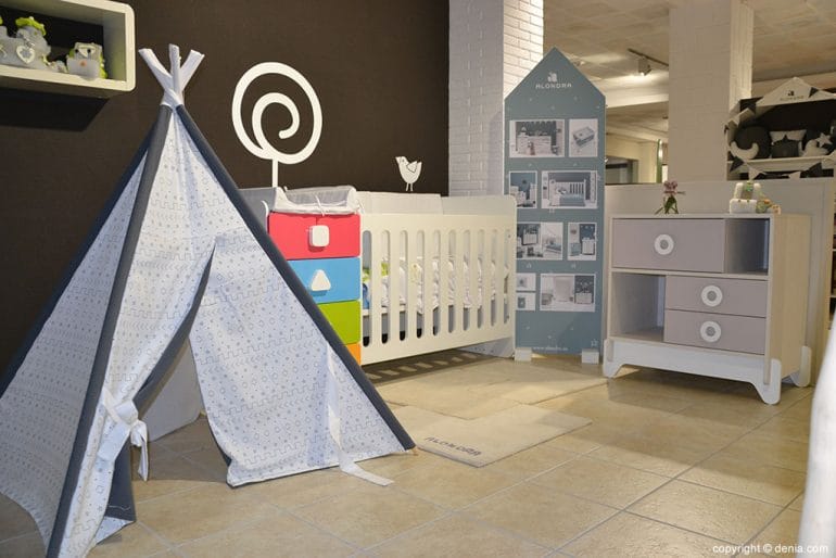 Exposición Dormitorio infantil Muebles Martínez