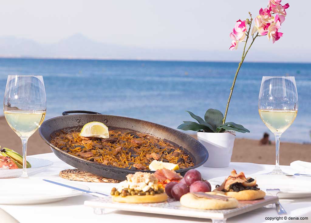 Fideuà con vistas al mar en Denia Restaurant Noguera