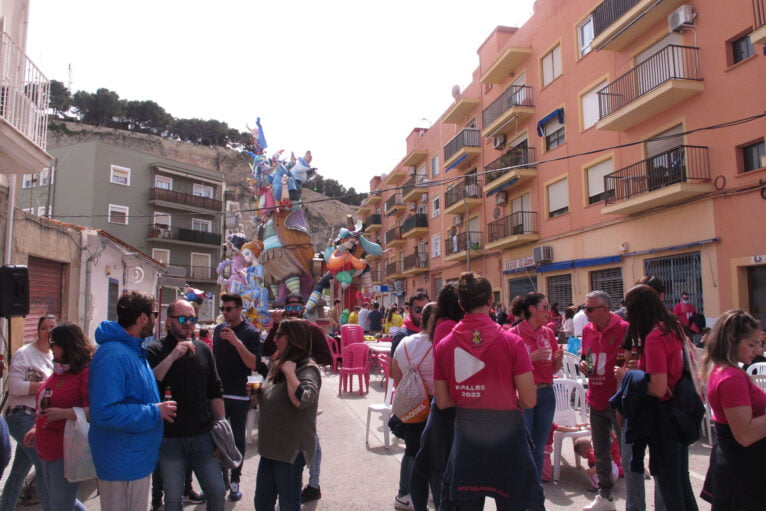 Fiesta en el barrio Baix la mar