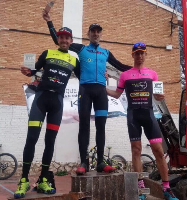 jordi gil en el podio