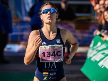 la triatleta deniera andrea fernandez en ple esforç