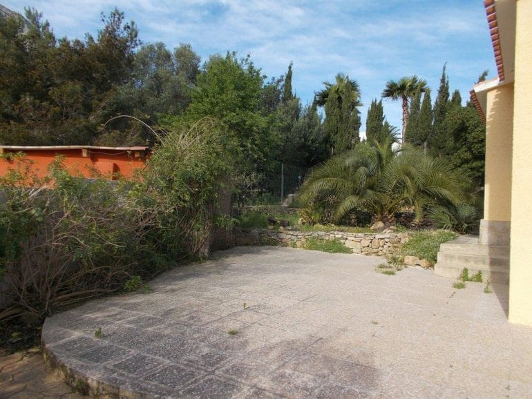 Parcela privada de la villa en- Dénia Abbey Properties