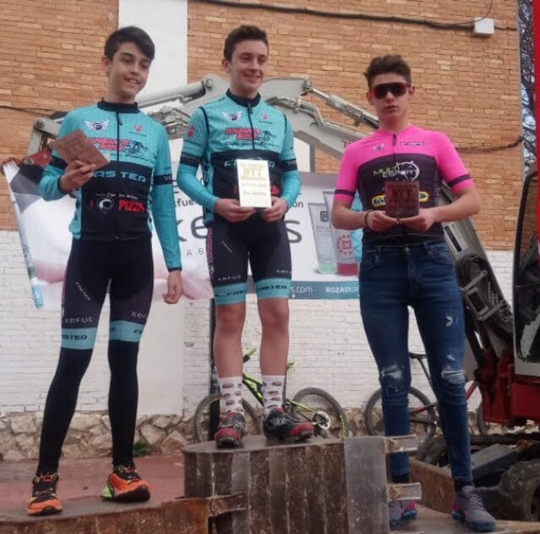 Sergio Cardona en el podio