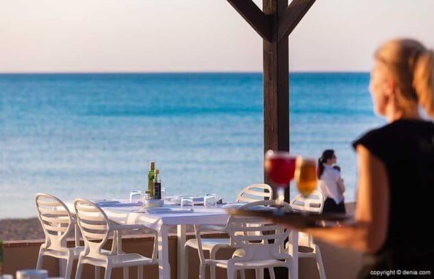 terraza junto al mar restaurant noguera