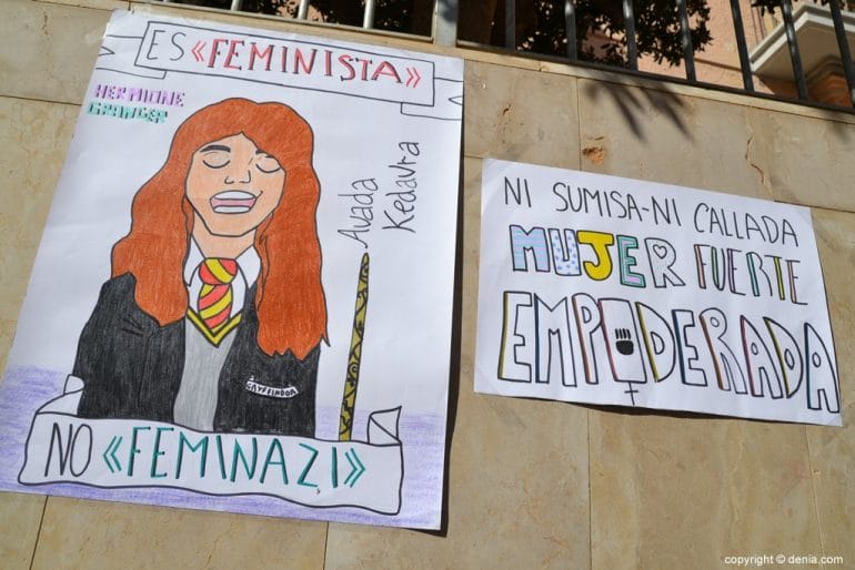 Concentración 8 Marzo 2019 en Dénia - Pancartas