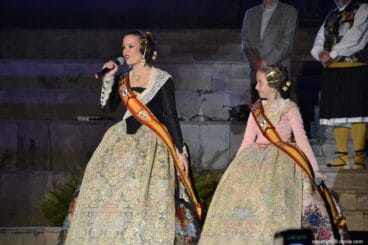 01 crida de las falleras mayores de denia 2019 amparo y neus