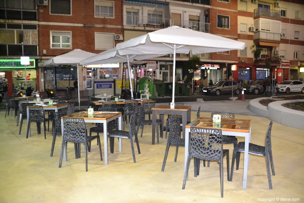 01 Plaza Archiduque Carlos Dénia – terraza