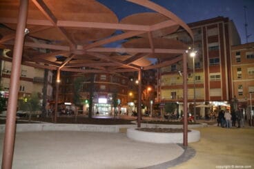 02 Plaza Archiduque Carlos Dénia – sombras