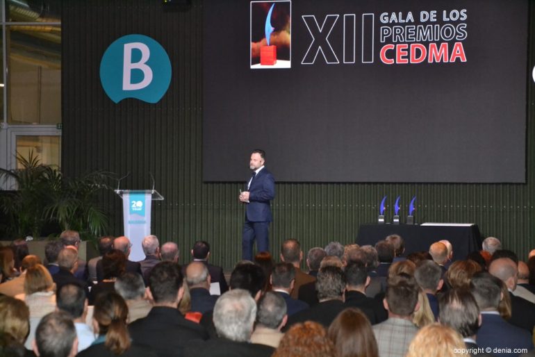 XII CEDMA Awards - ведущий Хуан Пабло Сигнес