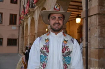 05 Álex Salmerón, nuevo presidente de la falla Oeste