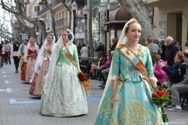 08 Ofrenda de flores fallas Dénia 2019 – Falla Camp Roig