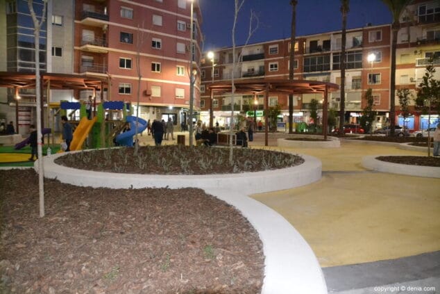08 plaza archiduque carlos denia