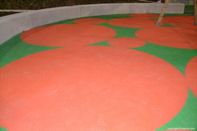 11 plaza archiduque carlos denia suelo acolchado