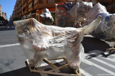 Plantà fallas Dénia 2019 – Ninots falla París Pedrera