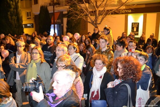 20 manifestacion feminista denia lectura del manifietso
