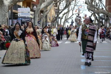 21 Ofrenda Fallas Dénia 2019 – Falla Campaments